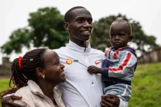 Joshua Cheptegei dedicates Olympic gold medal to wife and kids